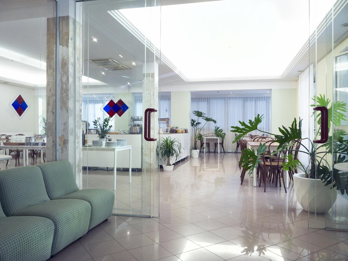 Hotel Montecarlo Rimini Ngoại thất bức ảnh