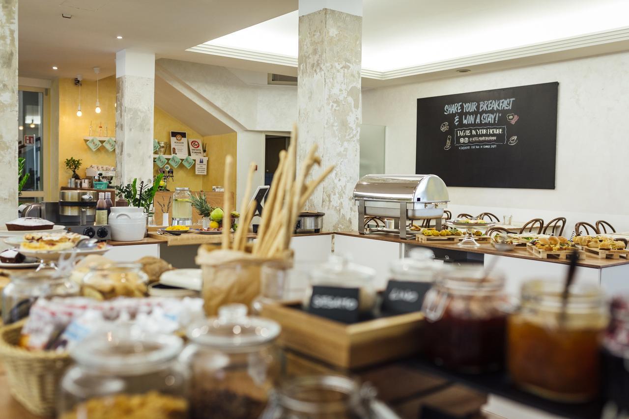 Hotel Montecarlo Rimini Ngoại thất bức ảnh
