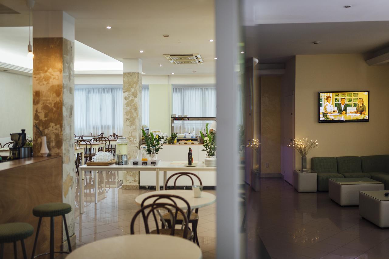 Hotel Montecarlo Rimini Ngoại thất bức ảnh